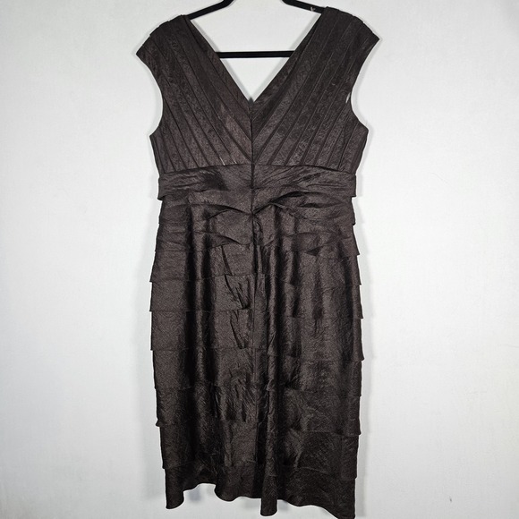 Adrianna Papell Dress sz 12 Brown V-neck Shutter Pleat Tiered Sleeveless Lined - Picture 2 of 14